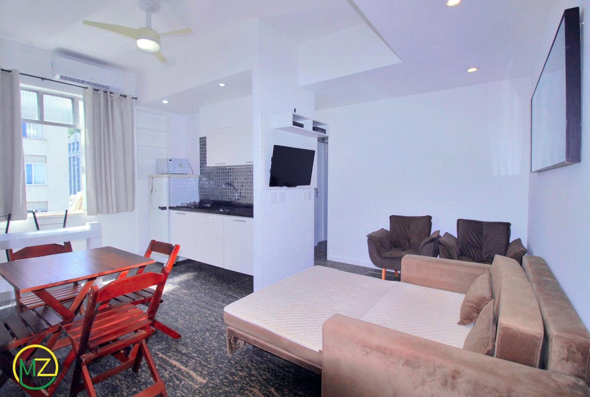 Apartamento Sala C/ 2 Banheiros 4 Pessoas *